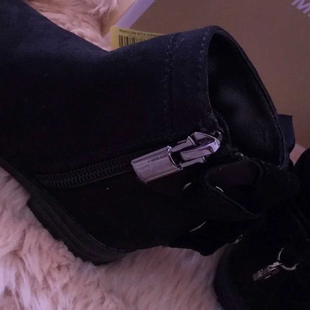 ✨Michael Michael Kors gorgeous boots size 5  NWT✨